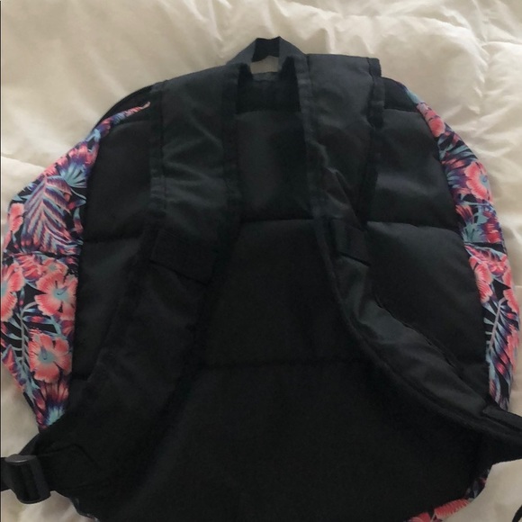 Roxy Backpack - Picture 4 of 4